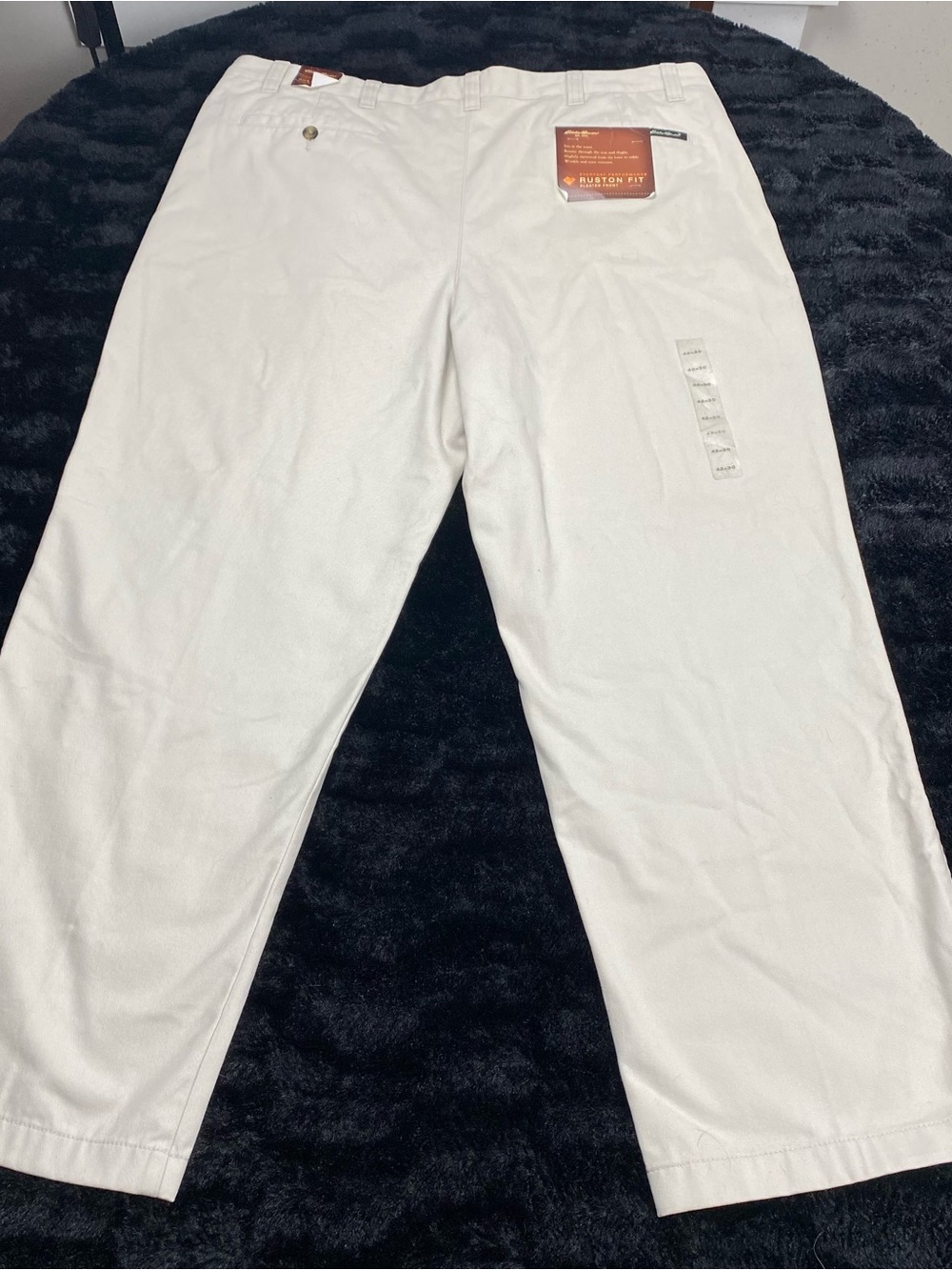 Eddie Bauer Ruston Fit Pants Mens 42x30 White Pleated 100% Cotton NWT Chino